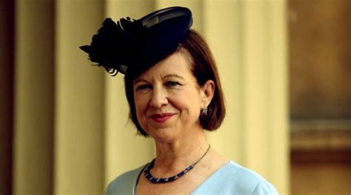 Lyse Doucet Salary, Net Worth, Cancer, Married, Husband, Illness, BBC